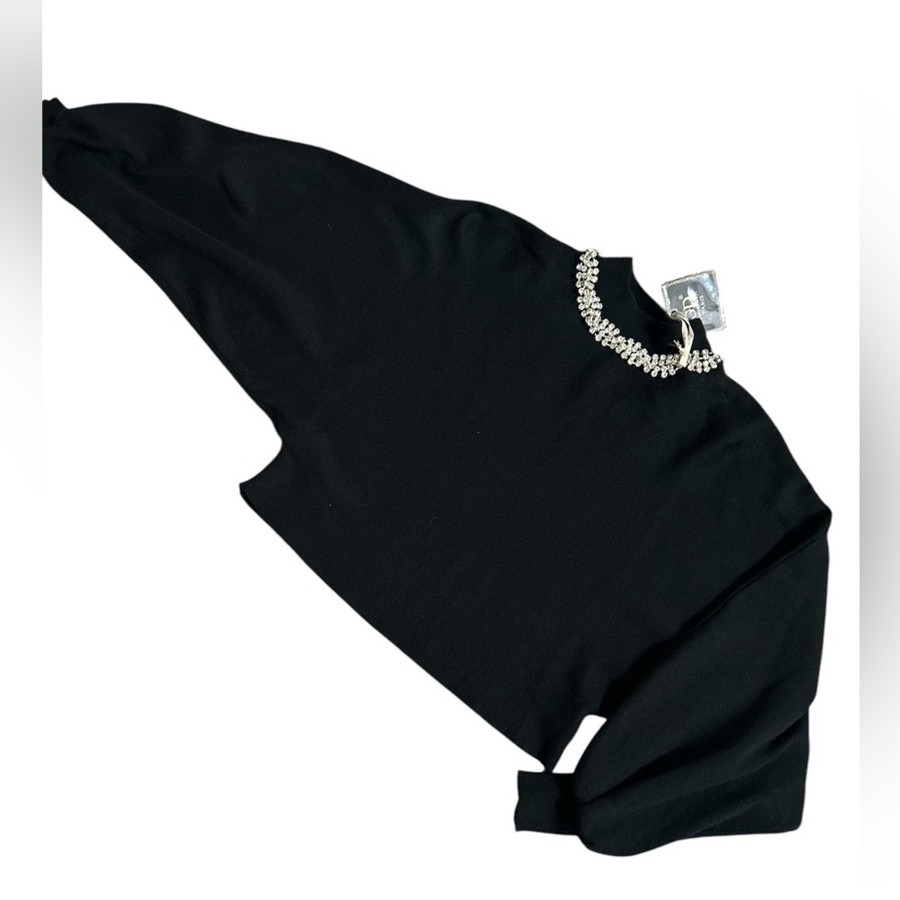 Women’s jeweled crop top